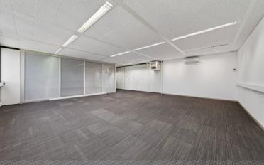 Office - image - 6
