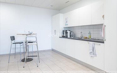 Office - image - 6