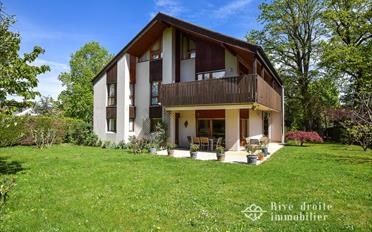 Einfamilienhaus 7.5 Zimmer - image - 1