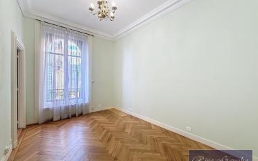 Apartment 9 rooms - image - 9