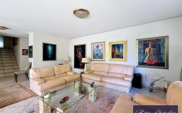 Single house 7 rooms - image - 4
