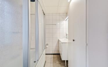 Immeuble résidentiel 14.5 pièces - image - 9
