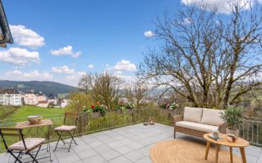 Einfamilienhaus 12.5 Zimmer - image - 1
