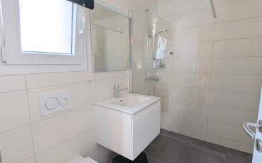Apartment 4 rooms - image - 10