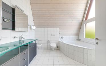 Einfamilienhaus 7.5 Zimmer - image - 11