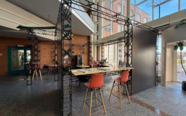 Office - image - 6