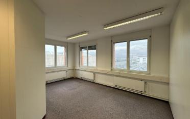 Office - image - 13