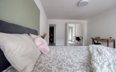 Chambre 1 pièce - image - 3