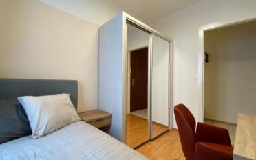 Chambre 1 pièce - image - 3