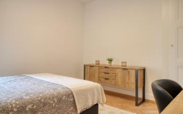 Chambre 1 pièce - image - 6