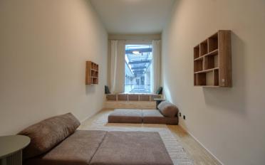 Studio - image - 12