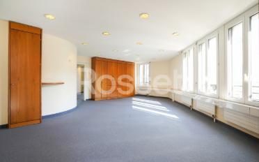 Office - image - 6