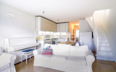 Apartment 4 rooms - image - 3