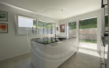 Doppeleinfamilienhaus 6.5 Zimmer - image - 5