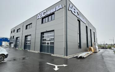 Office - image - 1
