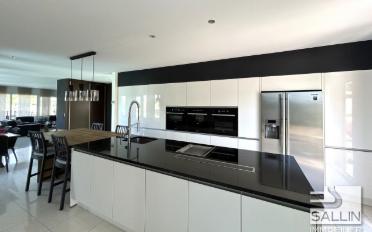 Maison 10 pièces - image - 4