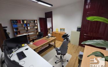 Bureau 5 pièces - image - 9