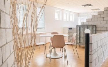 Office - image - 10