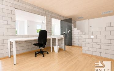 Office - image - 7