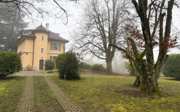 Maison 7 pièces - image - 1