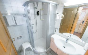 Hotel 20 Zimmer - image - 9