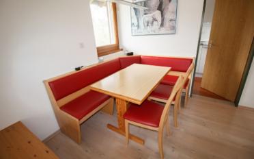 Appartement meublé 2.5 pièces - image - 3