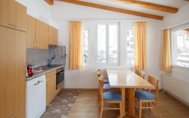 Residential building 19 rooms - image - 2