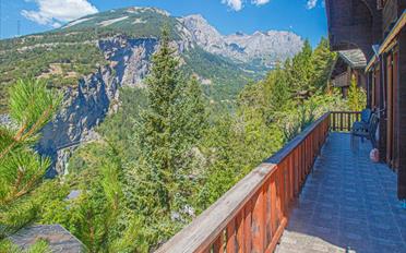 Chalet 6.5 pièces - image - 3