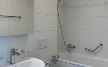 Apartment 4 rooms - image - 7