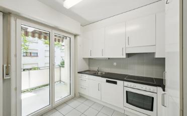 Apartment 4 rooms - image - 1
