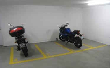 Moto Hallenplatz - image - 2
