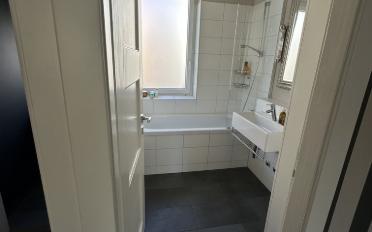 Apartment 4 rooms - image - 7