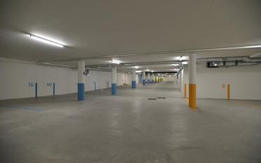 Moto Hallenplatz - image - 1