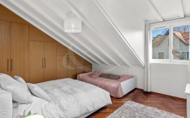 Attic flat 7 rooms - image - 11
