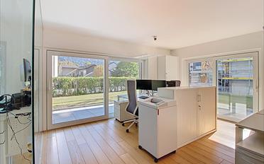 Office - image - 5