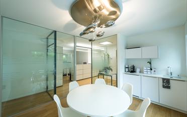 Office - image - 4