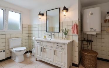 Single house 8 rooms - image - 11