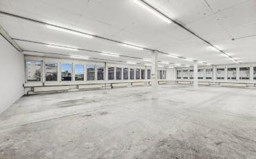 Commercial - image - 6