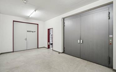 Commercial - image - 8