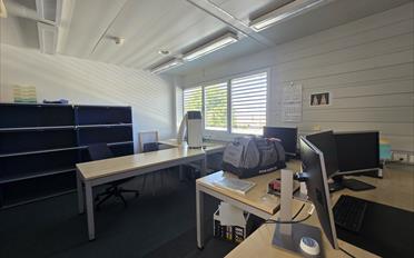 Office - image - 7