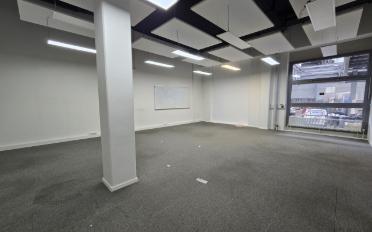 Office - image - 4