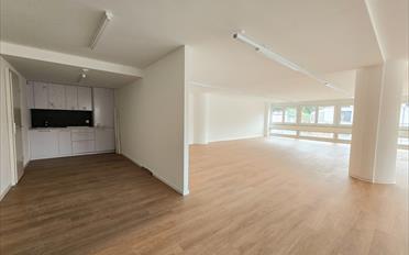 Office - image - 1