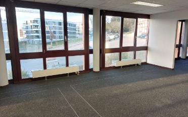 Office - image - 1