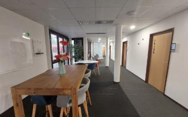 Bureau - image - 3