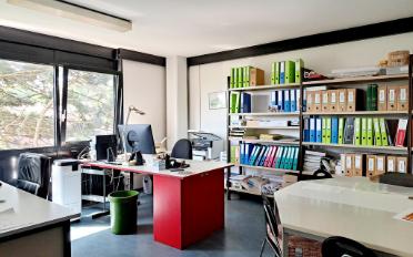 Office - image - 4