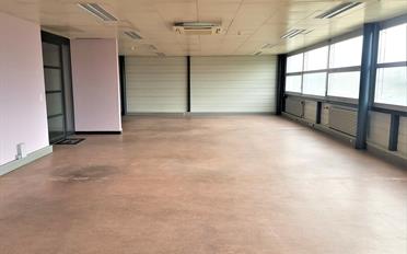 Office - image - 5