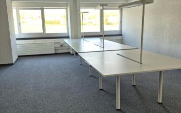 Office - image - 11