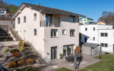 Einfamilienhaus 6.5 Zimmer - image - 2