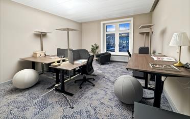 Office - image - 1
