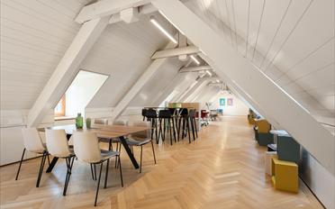 Office - image - 1